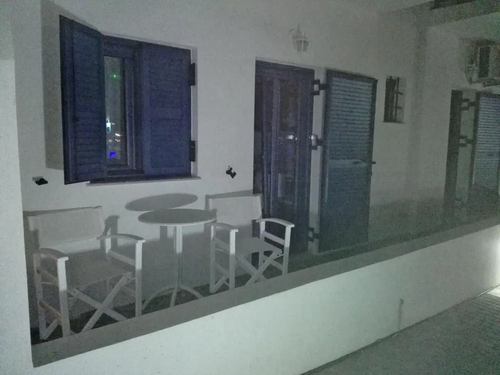 Room, Okirroi Villas and Apts, Crete