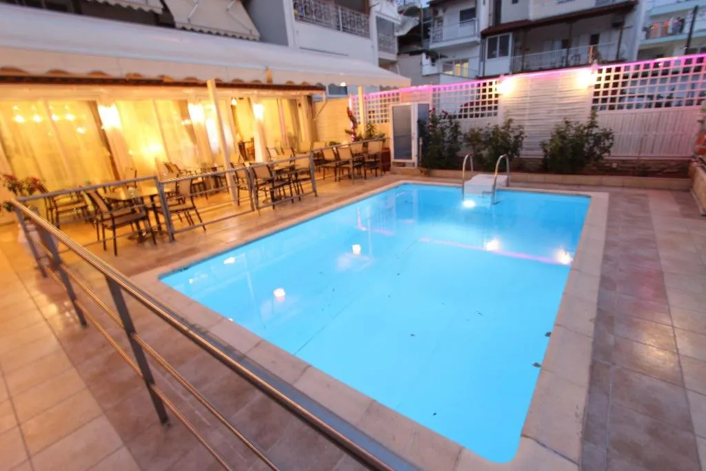 Pool, Mallas, Halkidiki