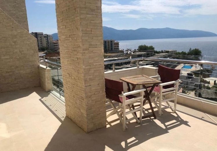 Thea Hotel, Kavaje