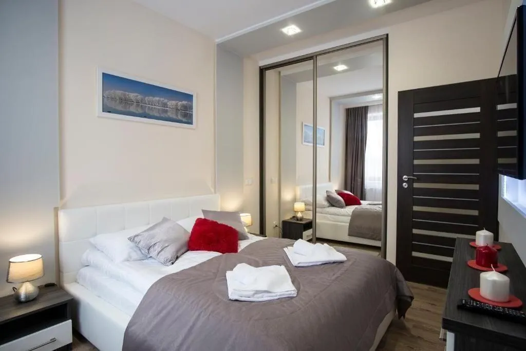 Room, ApartHotel Giewont, Krakow