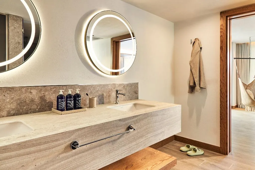 SUITE POOL VIEW KING BED Room, Hyde Bodrum ALL INCLUSIVE, Bodrum