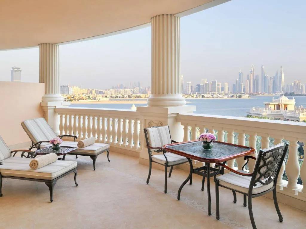 Room, Raffles The Palm Dubai, Dubai