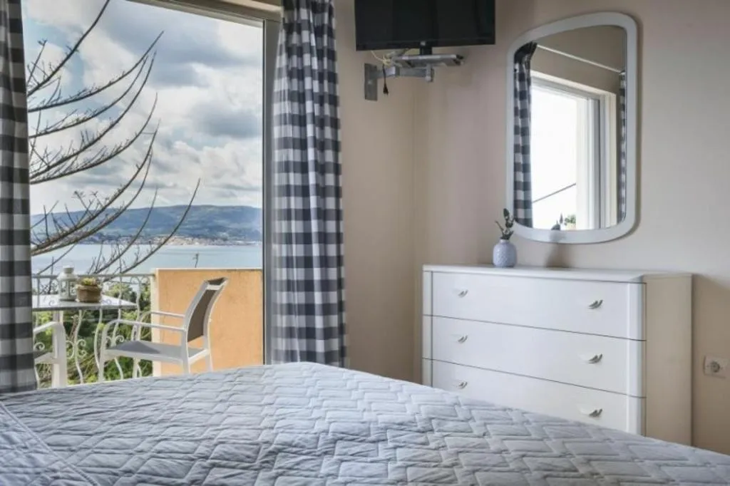 Room, Panorama Fanari Studios & Apartments, Kefallinia