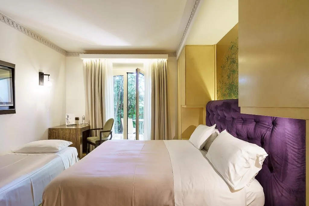 TRIPLE CLASSIC Room, Romano Palace, Catania