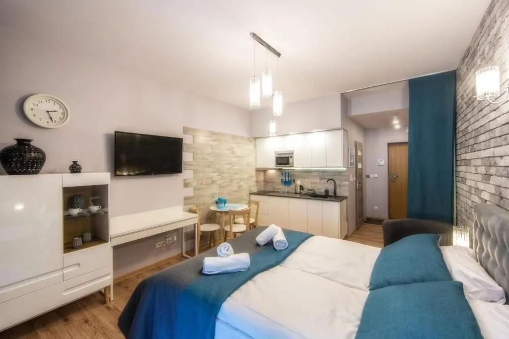 Room, ApartHotel Giewont, Krakow