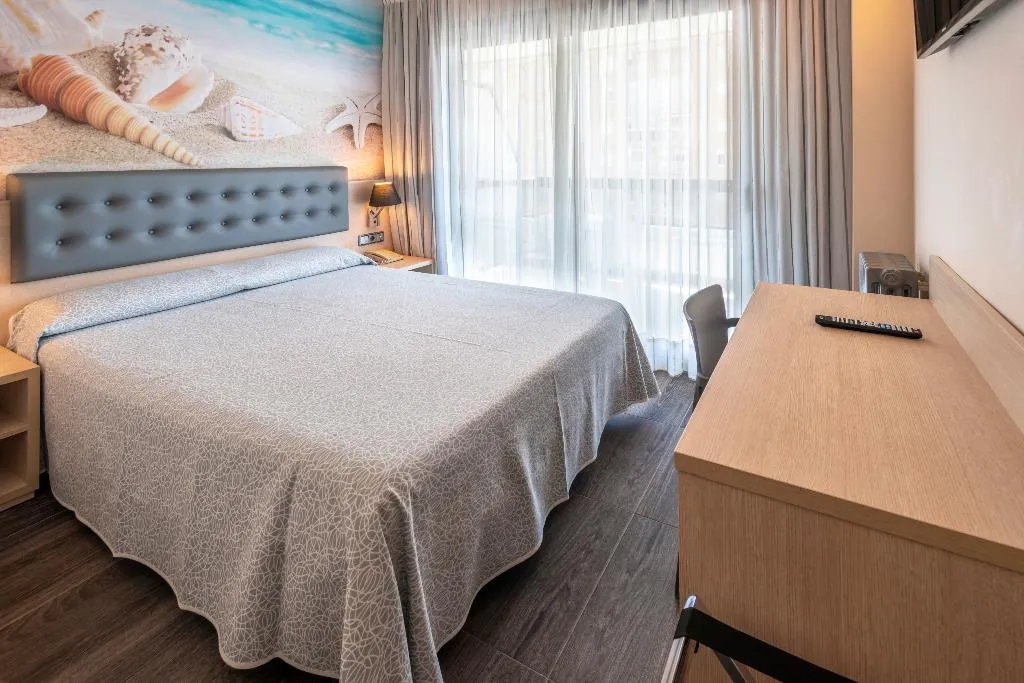 SINGLE STANDARD Room, Tropic Park Hotel, Costa Brava