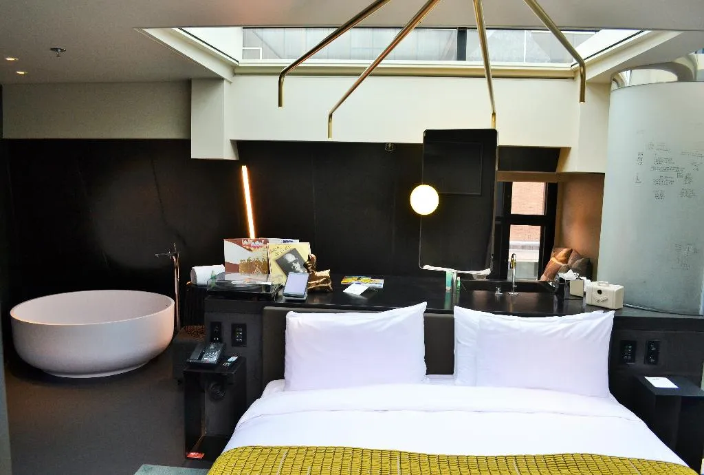 Room, W Amsterdam, Amsterdam