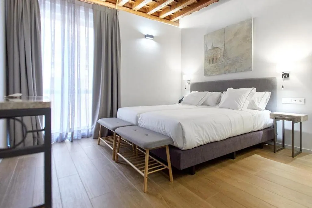 Room, Hospedium Posada De La Silleria, Madrid