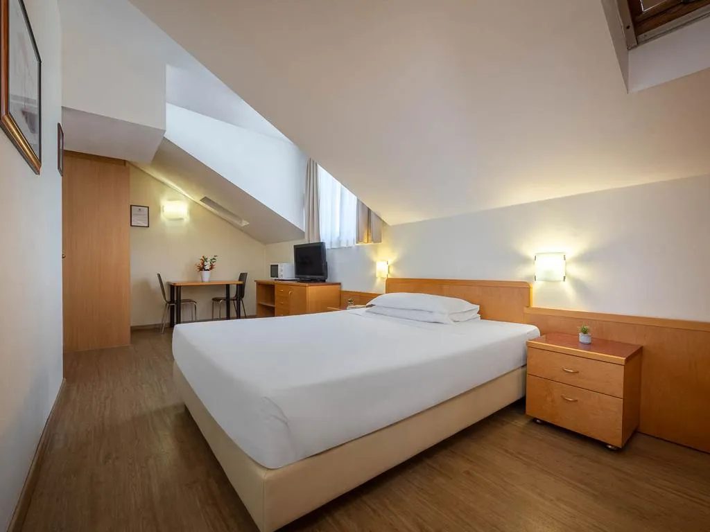 SINGLE WITH KITCHENETTE Room, iH ApartHotel Milano Argonne Park, Milan