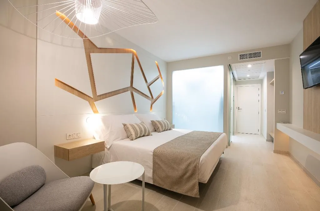 DOUBLE SINGLE USE STANDARD Room, The Ibiza Twiins, Ibiza