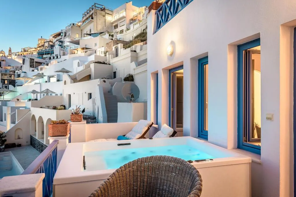 Room, Golden Grey Goose, Santorini