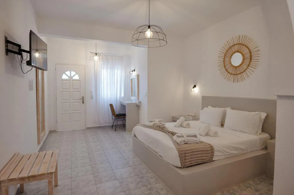 Room, Aspro Phos, Santorini