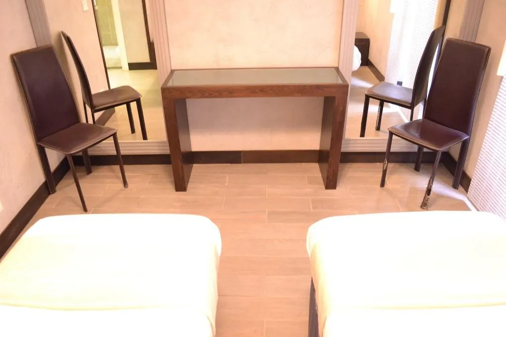 Room, Tiburtina House, Rome