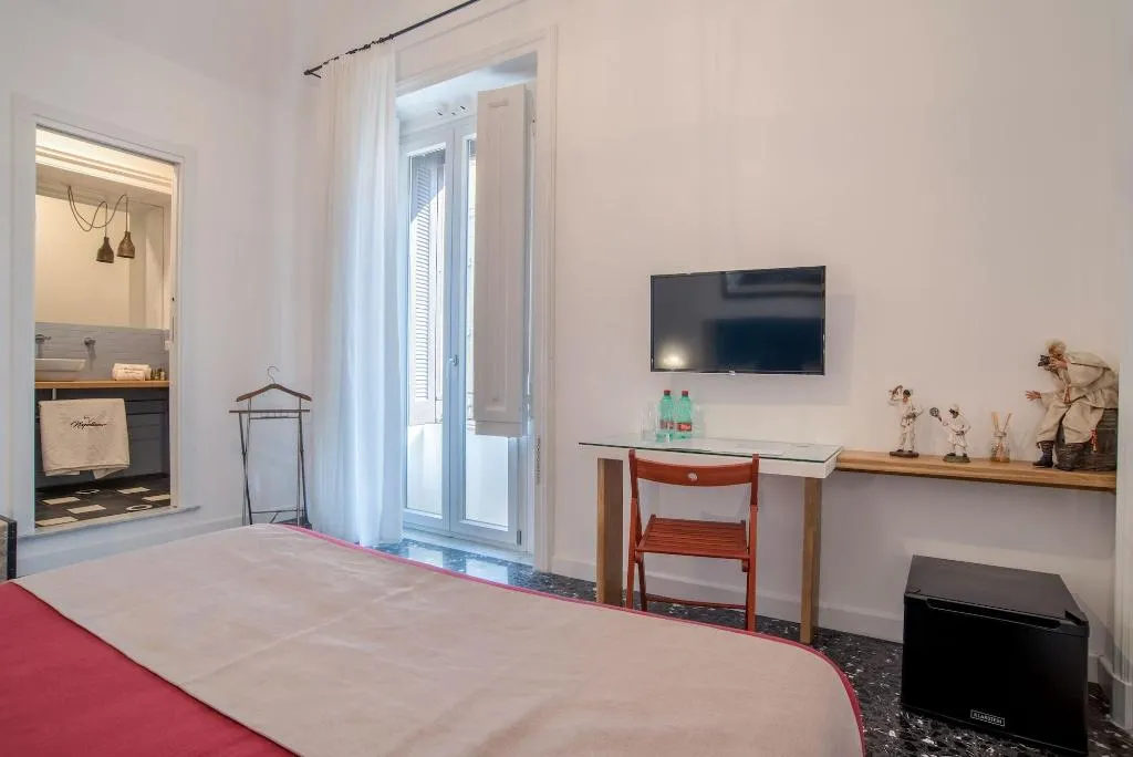 Room, Napoliamo Guest House, Naples