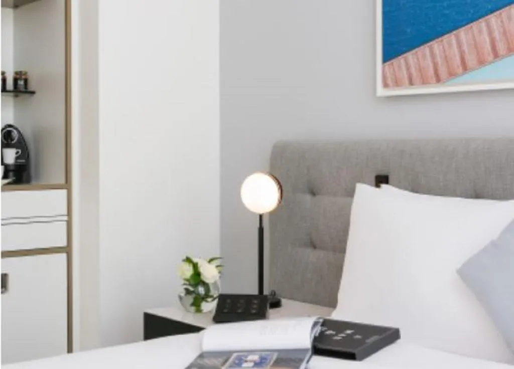 SUITE ONE BEDROOM Room, Th8 Palm Dubai Beach Resort Vignette Collection, Dubai