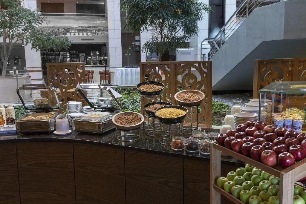Restaurant, Hilton Prague Atrium, Prague