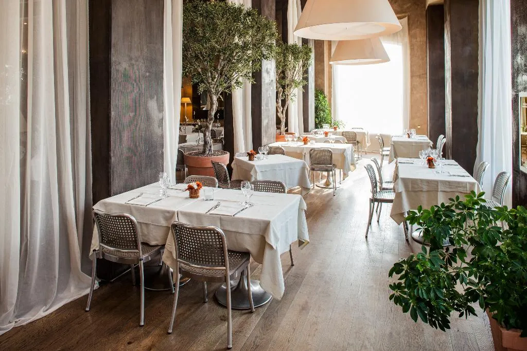 Restaurant, Cosmo Hotel Palace, Milan