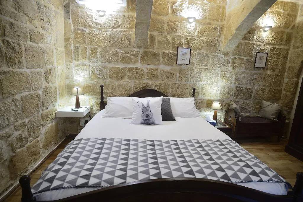 Room, The Burrow Guest House, Malta
