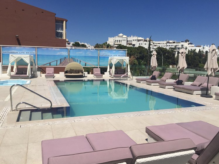 Coral, Costa Del Sol