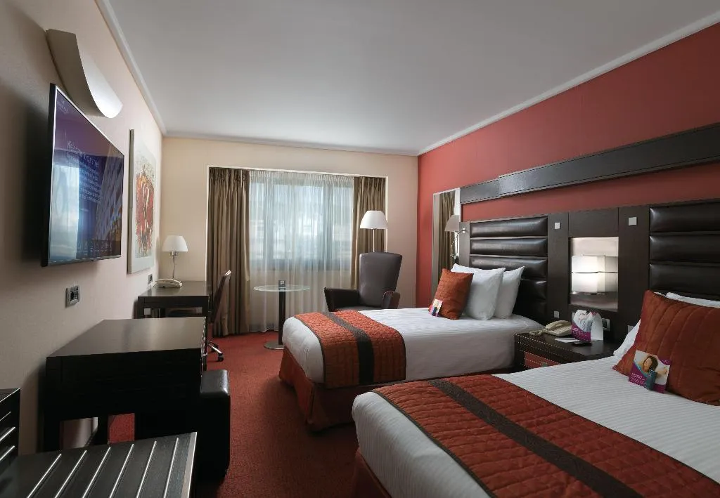 TWIN NON SMOKING Room, Crowne Plaza Athens, Athens