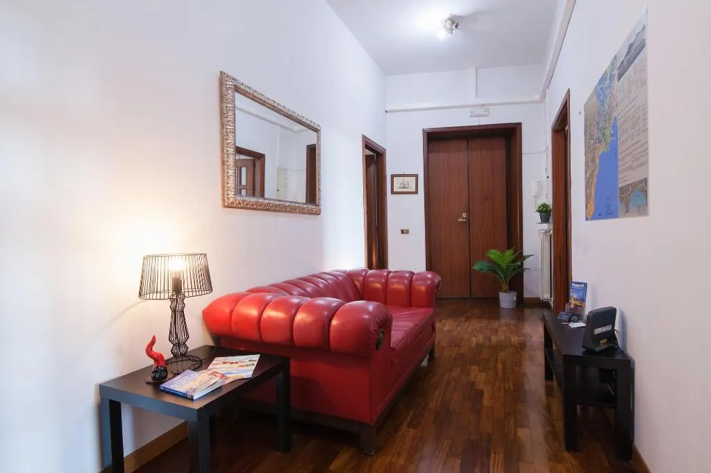 Lobby, Napolicentro Mare, Naples