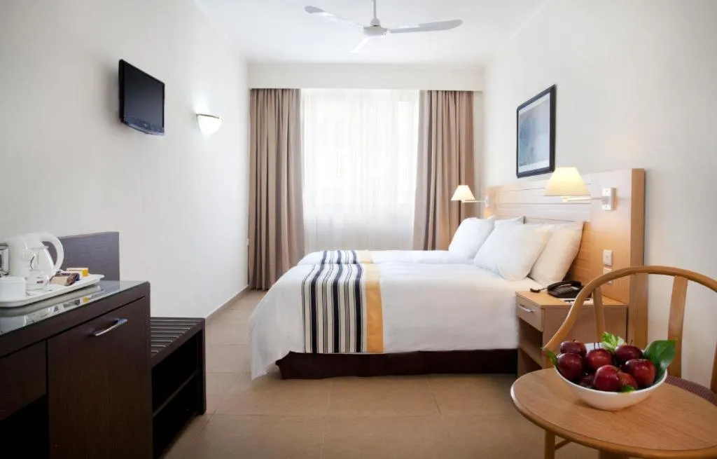 TRIPLE STANDARD Room, The Preluna Hotel, Malta