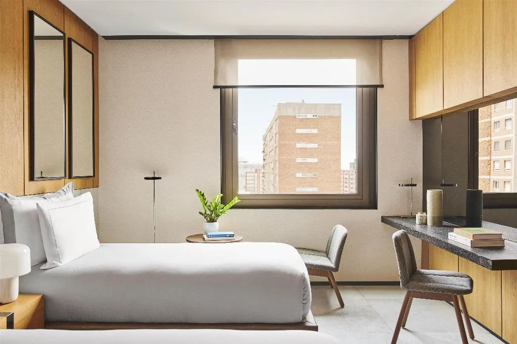 TWIN STANDARD Room, Grand Hyatt Barcelona, Barcelona