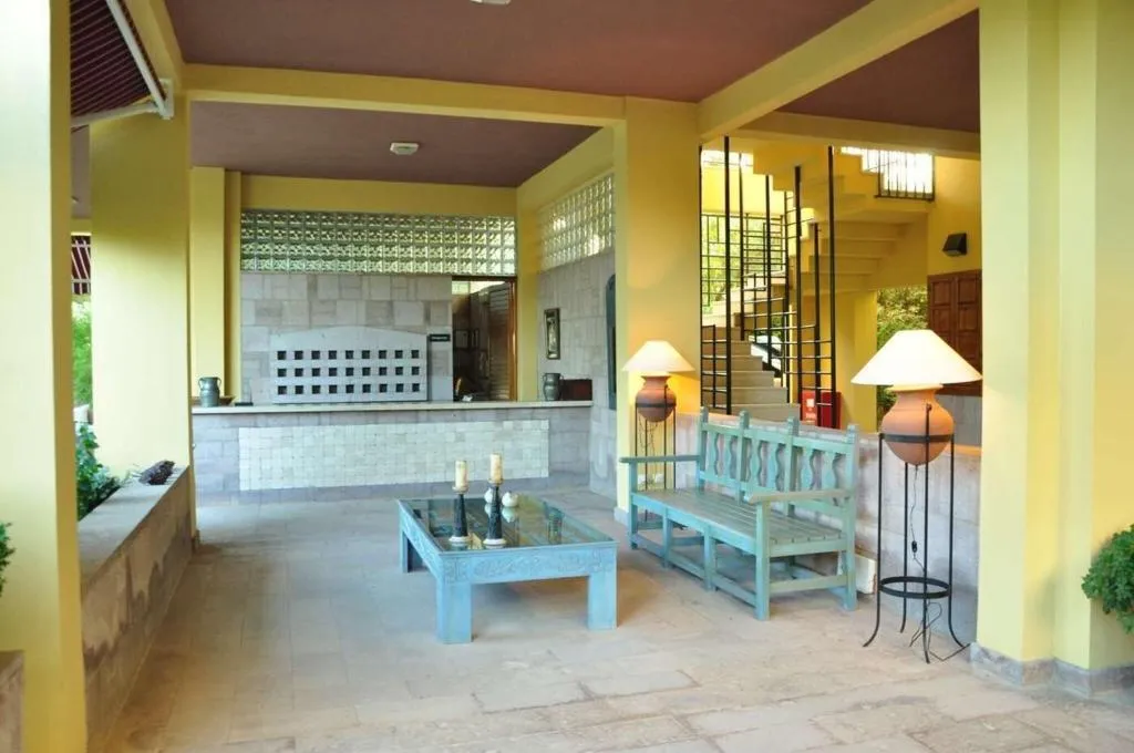 Sports and Entertainment, Palm Court Suites, Izmir