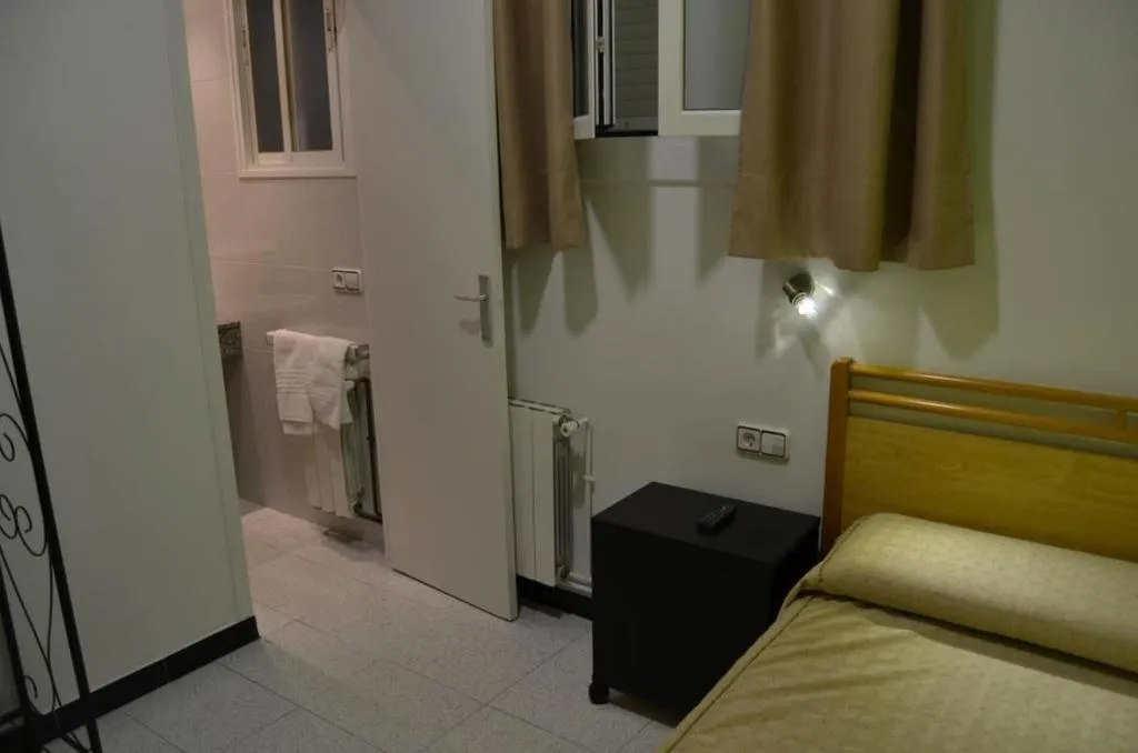 Room, Pensión Peiró, Barcelona