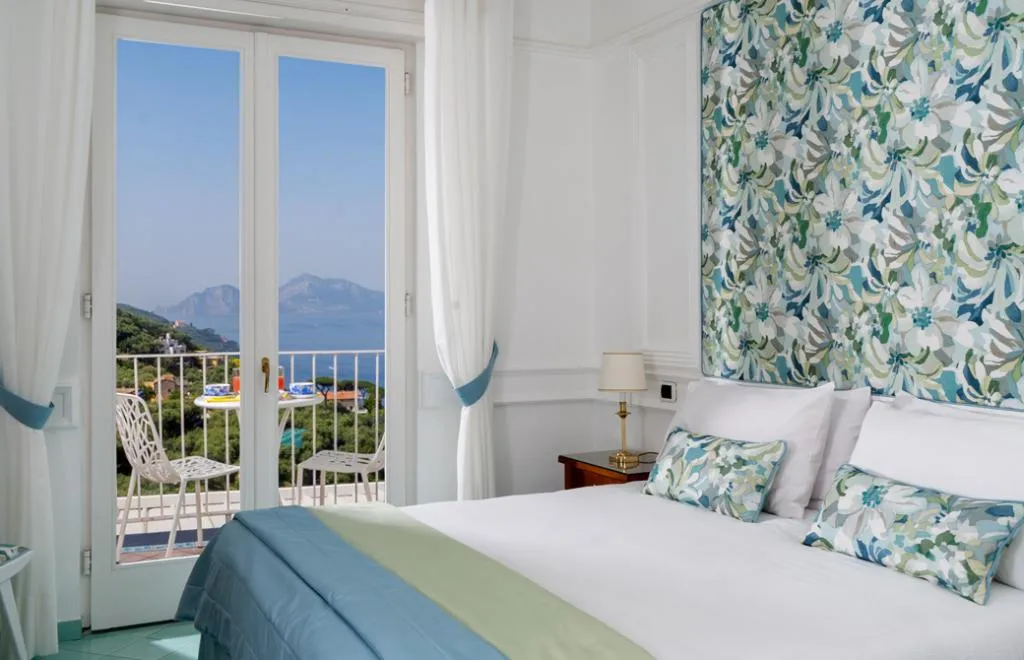 JUNIOR SUITE SEA VIEW Room, Bellavista Francischiello Hotel and Spa, Naples
