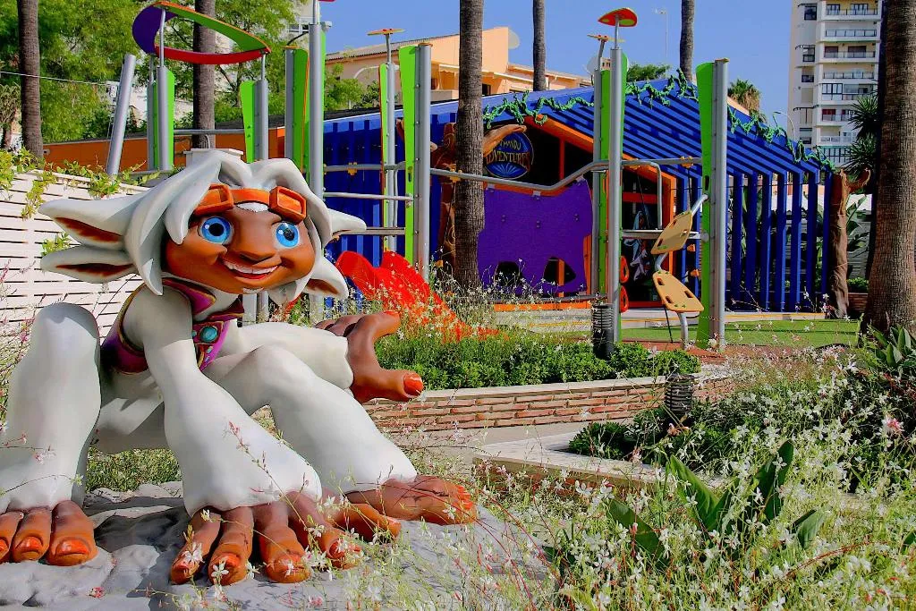 Sports and Entertainment, Sol Torremolinos Don Pedro, Costa Del Sol