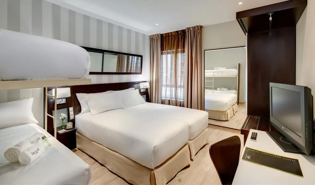 FAMILY ROOM STANDARD Room, Sercotel Madrid Aeropuerto, Madrid