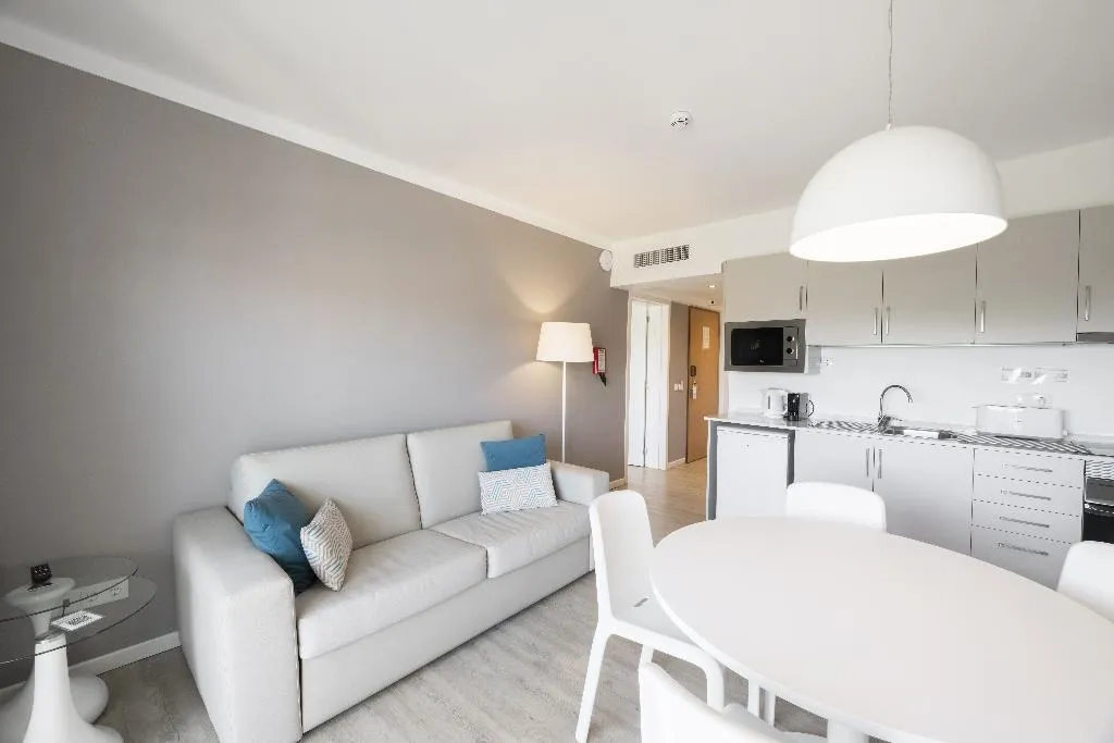 APARTMENT PREMIUM TWO BEDROOMS Room, AlvorMar Apartamentos Turisticos, Algarve