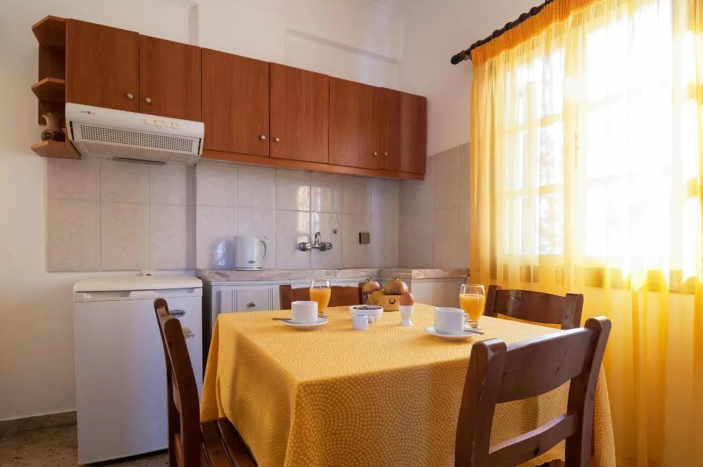 Room, Holiday Beach Resort, Santorini