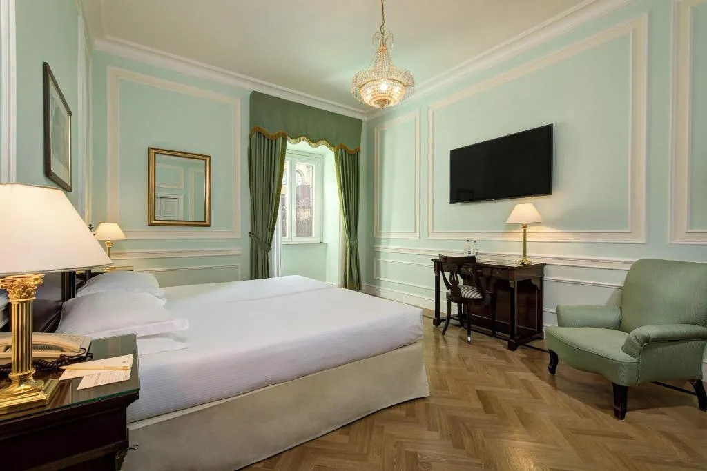 TWIN SUPERIOR Room, Hotel Quirinale, Rome