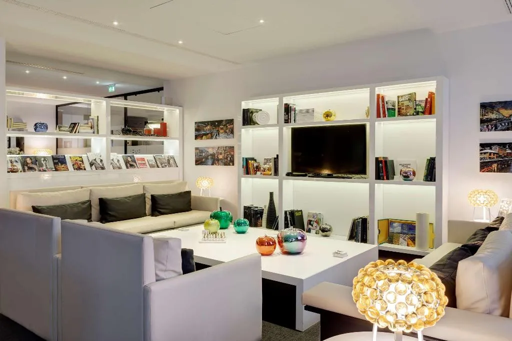 Lobby, Melia Milano, Milan