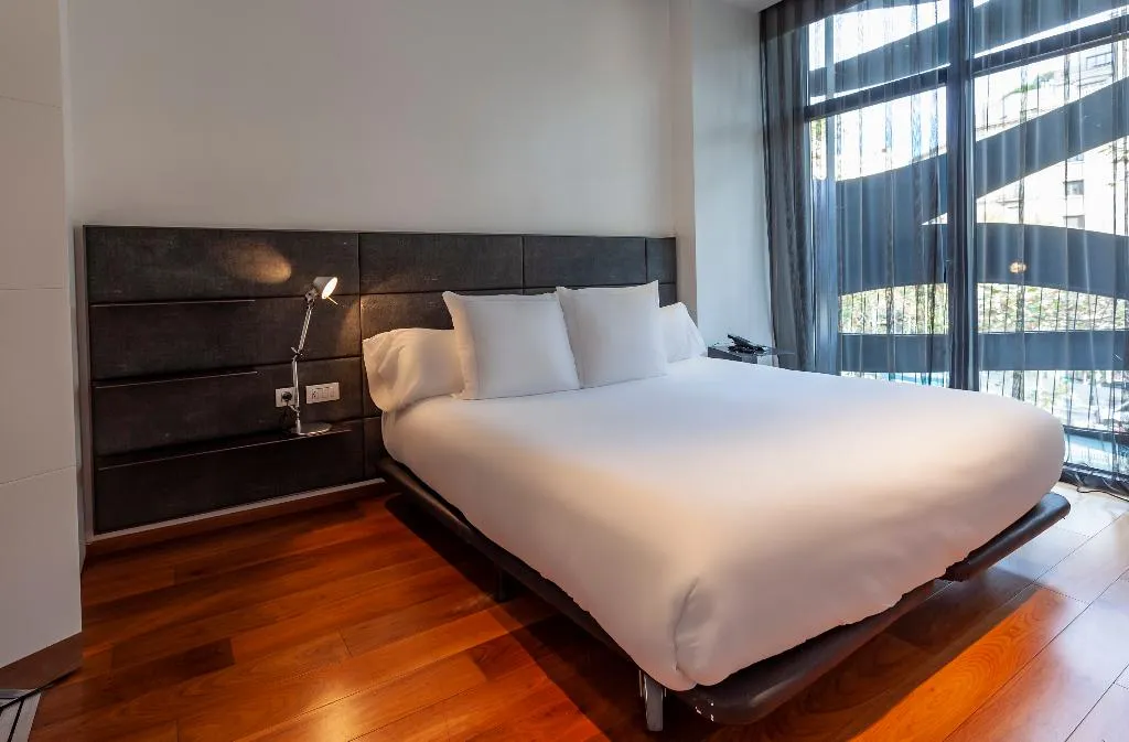 APARTMENT PREMIUM CITY VIEW Room, Suites Avenue, Barcelona