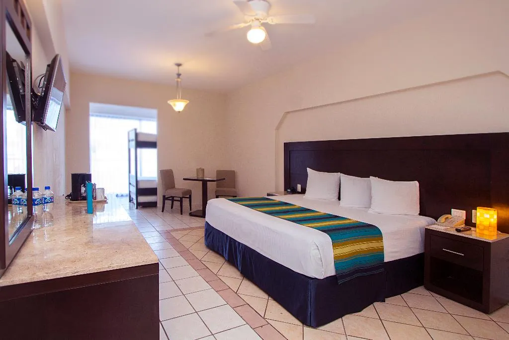 SUITE STANDARD Room, Crown Paradise Club Cancun All Inclusive, Cancun Area