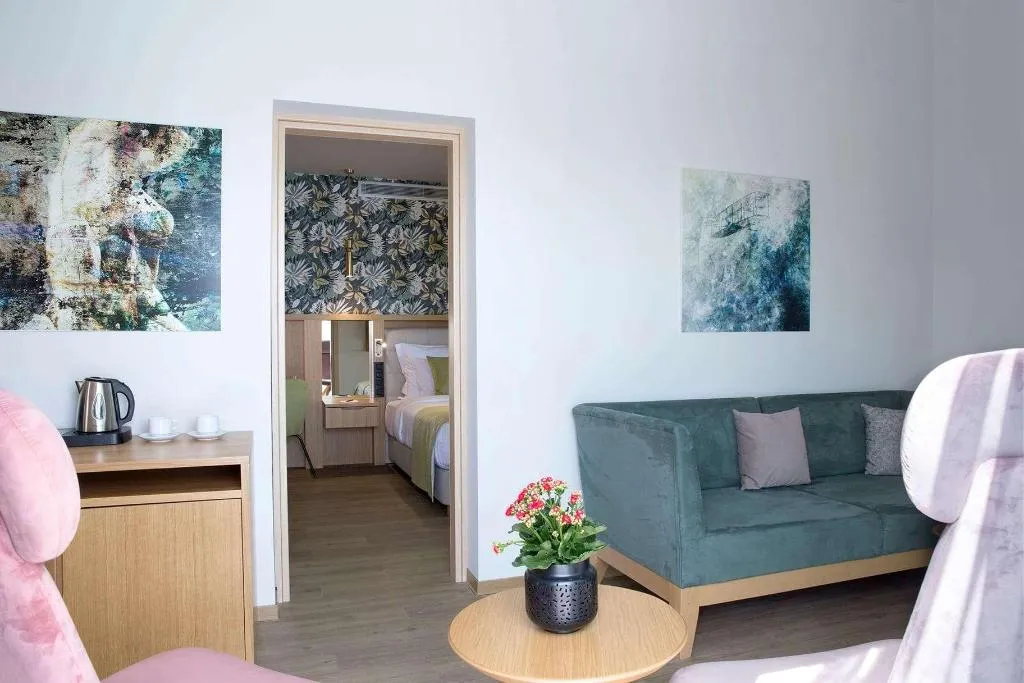 VILLA STANDARD Room, Dolce Attica Riviera, Athens