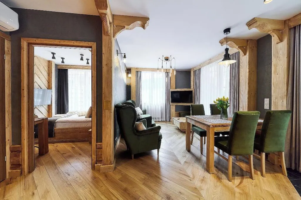 Room, ApartHotel Giewont, Krakow