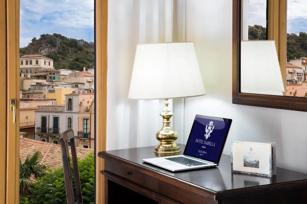 DOUBLE SUPERIOR SEA VIEW Room, Isabella, Taormina