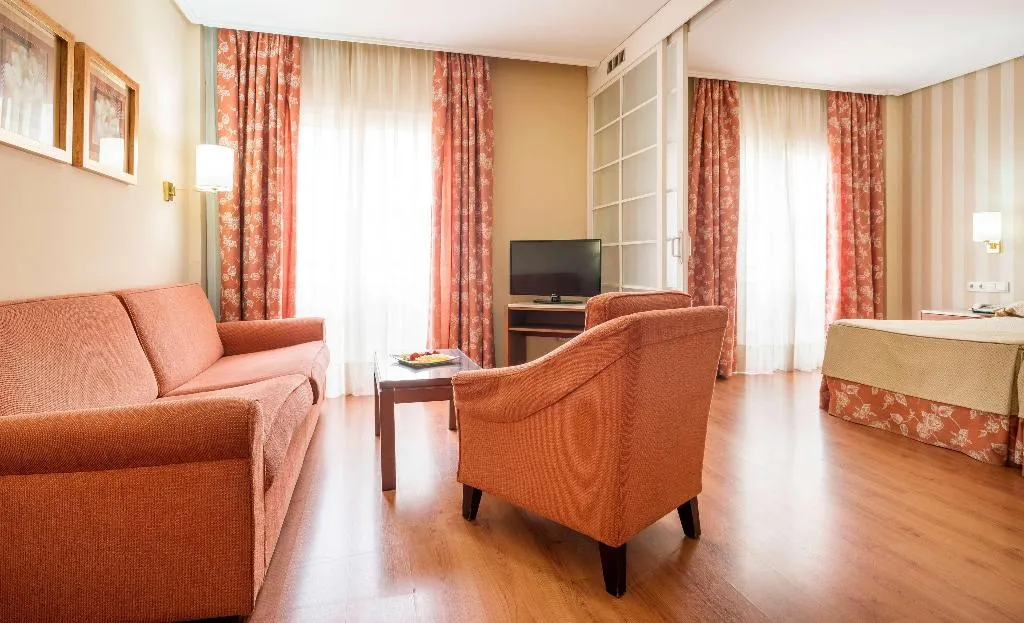 Room, Ilunion Alcora Sevilla, Seville