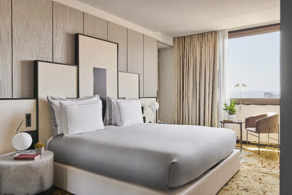 SUITE STANDARD Room, Grand Hyatt Barcelona, Barcelona