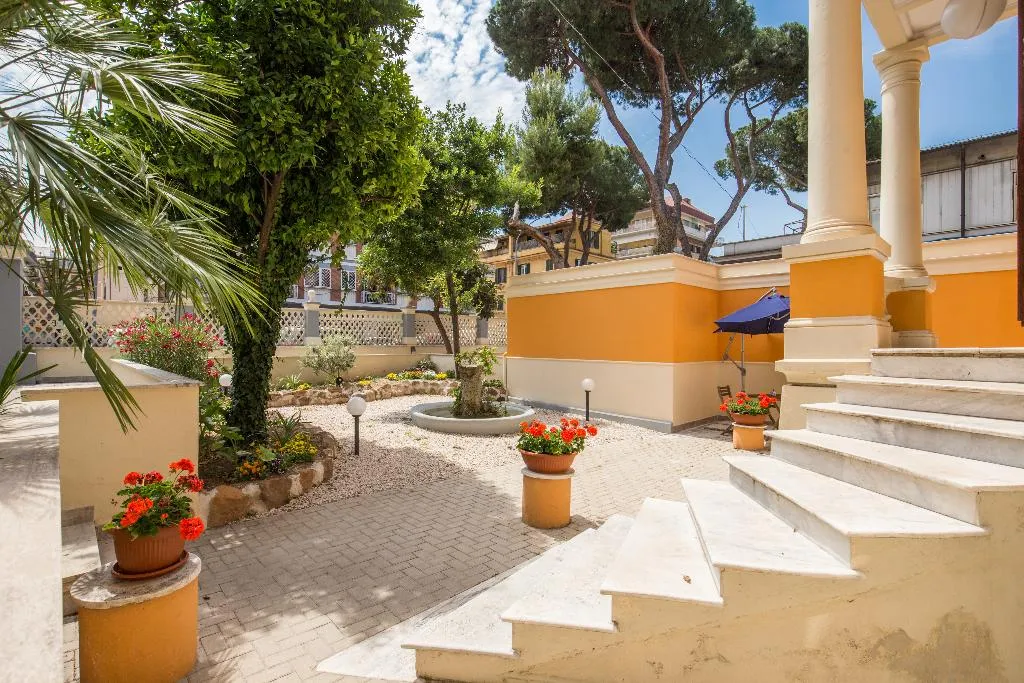 Lobby, Relais La Torretta, Naples