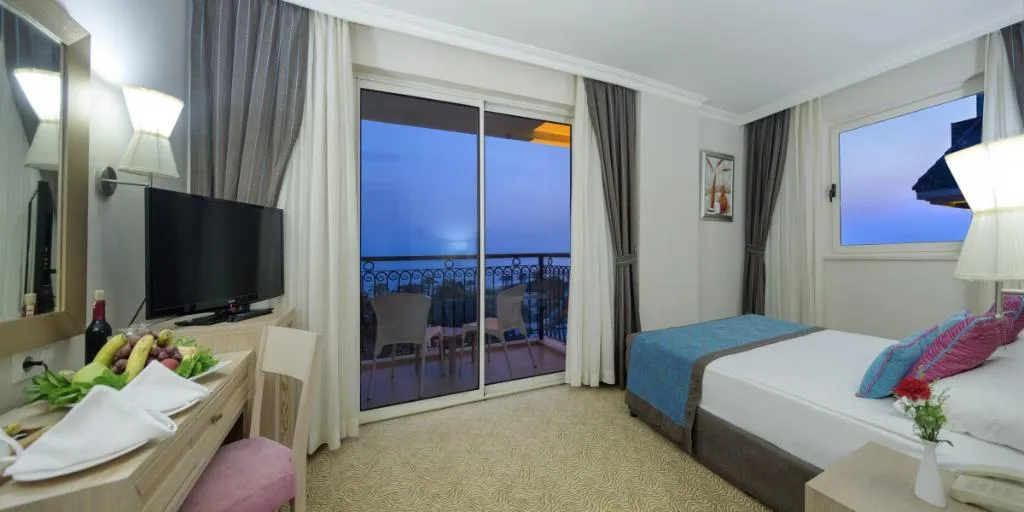 DOUBLE SIDE SEA VIEW Room, Crystal Family Comfort Collection, Antalya