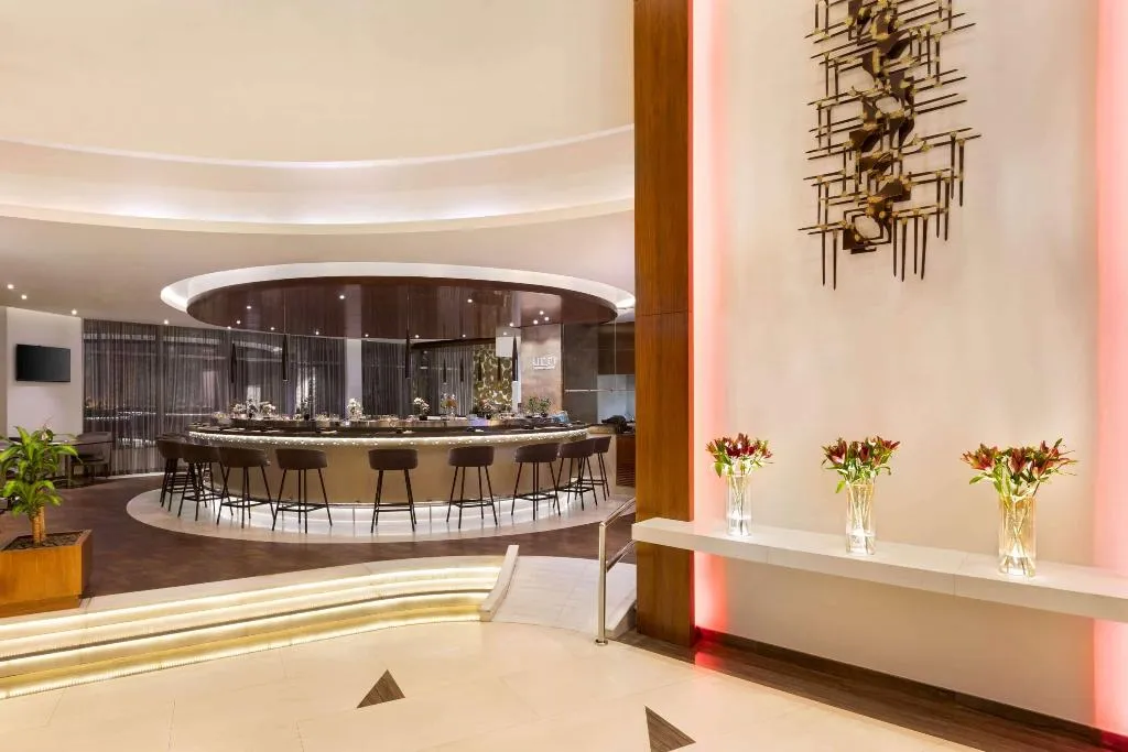 Restaurant, Ramada By Wyndham Dubai Barsha Heights Ex AurisInn, Dubai