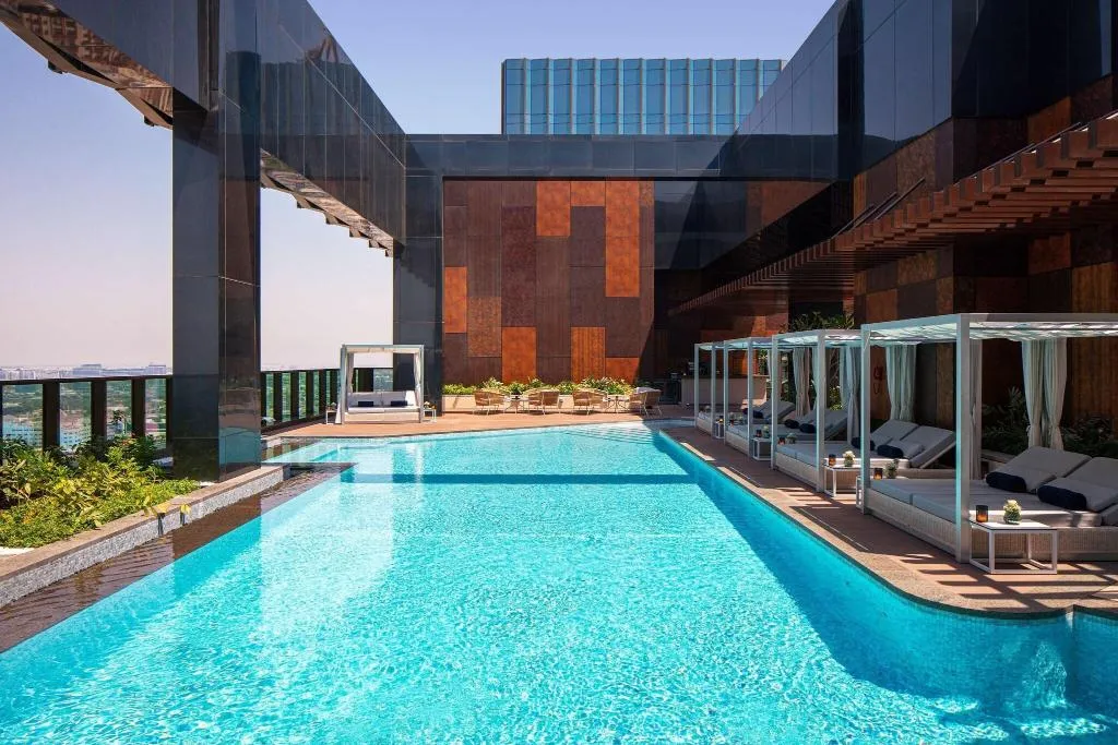 Pool, DoubleTree by Hilton Dubai M Square, Dubai