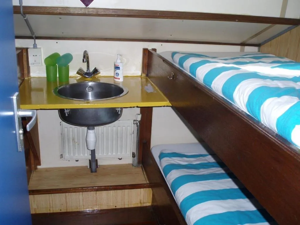 Room, Intersail Hostel Amsterdam, Amsterdam