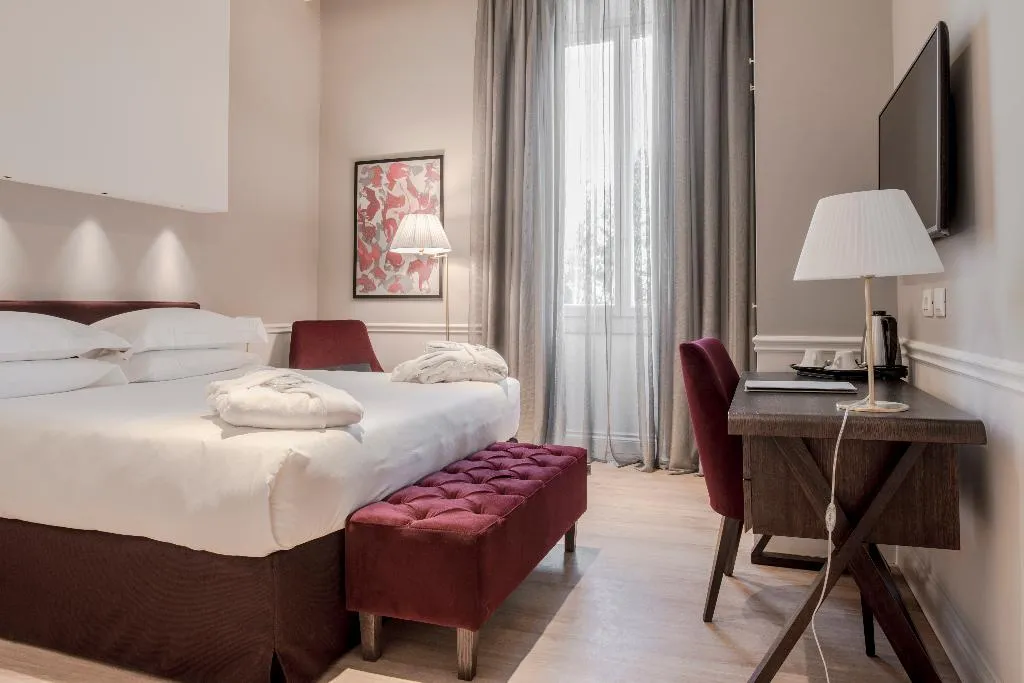 DOUBLE SUPERIOR Room, Palazzo Castri 1874 Spa & Garden, Florence