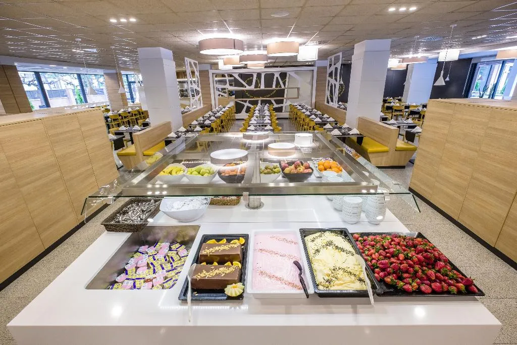 Restaurant, California Garden, Costa Dorada